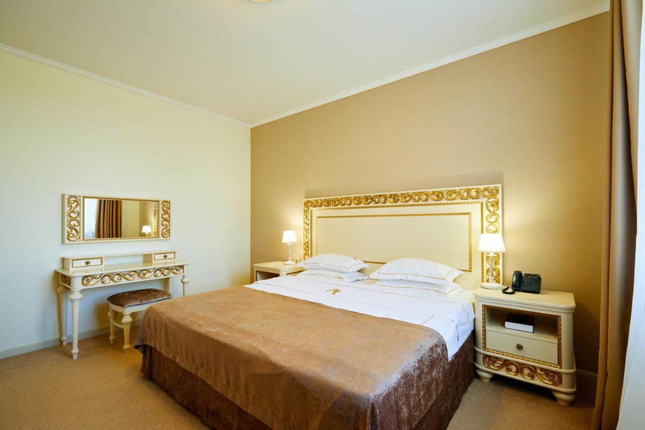 Medical&Spa Resort Alfa Radon Baraviki Eksteriør billede